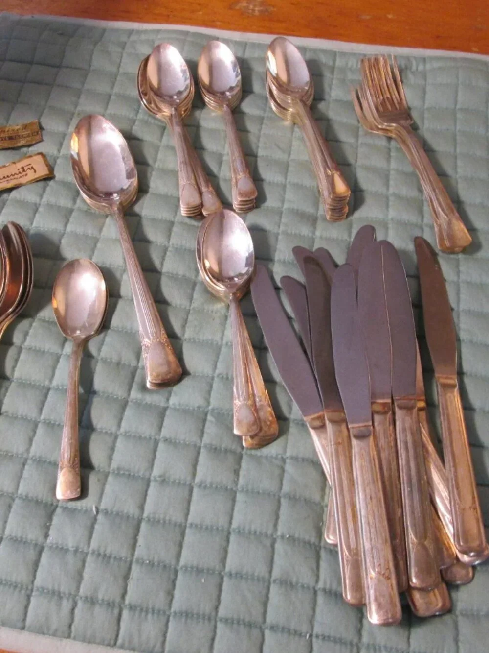 1939 flatware Embassy Silverplate bouquet 63 pieces